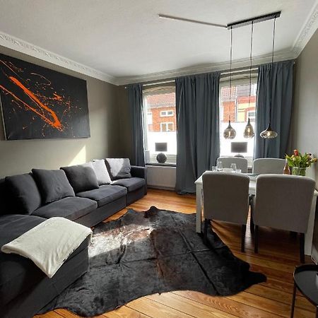 Altbaucharme Deluxe Mit Balkon In Zentraler Lage Daire Kiel Dış mekan fotoğraf