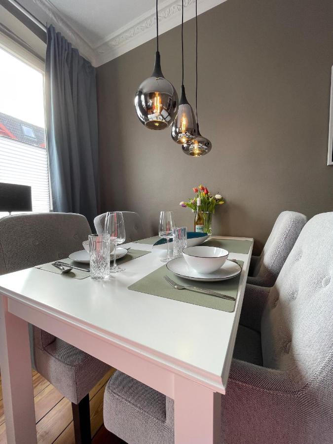 Altbaucharme Deluxe Mit Balkon In Zentraler Lage Daire Kiel Dış mekan fotoğraf